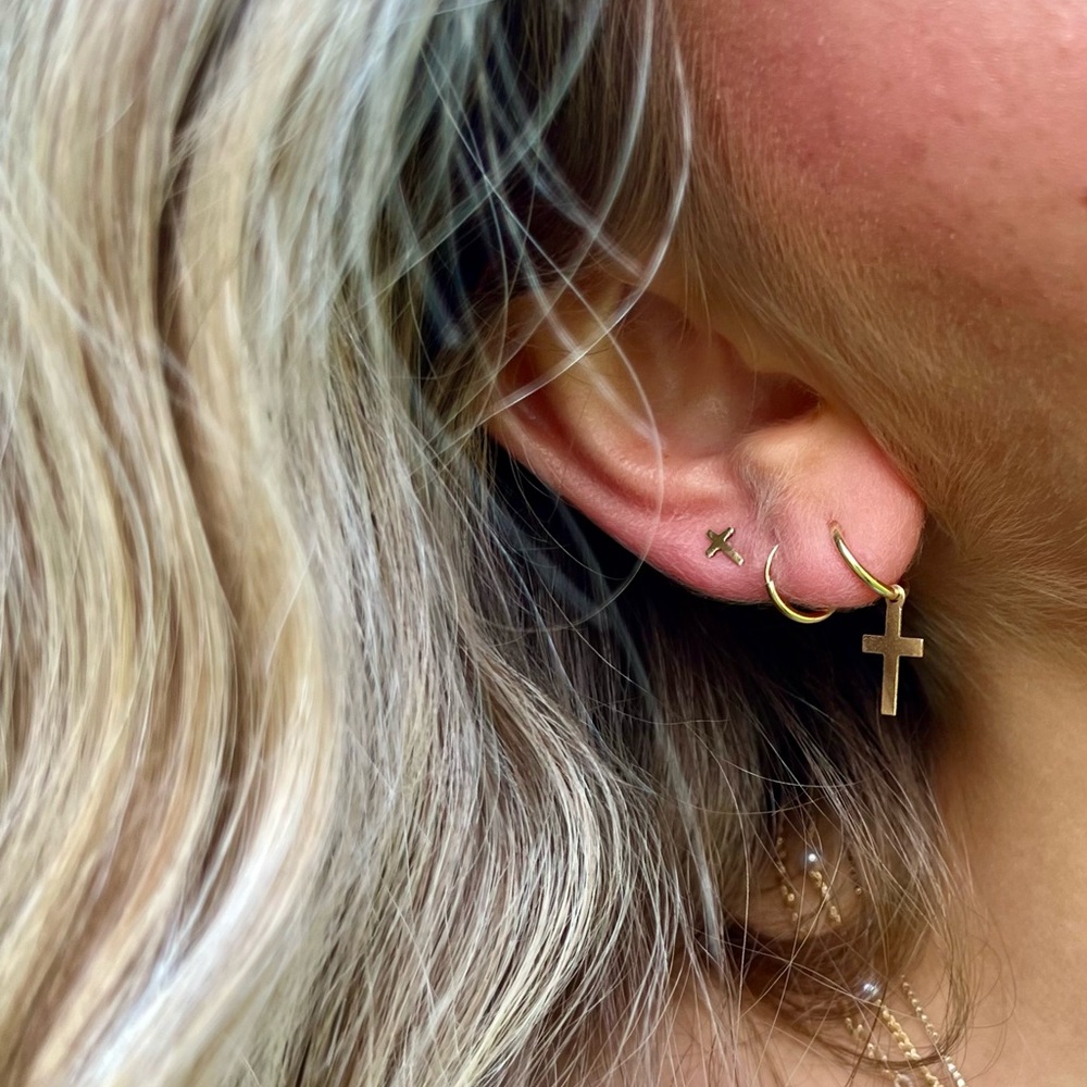 CROSS EARRING SET (gold)